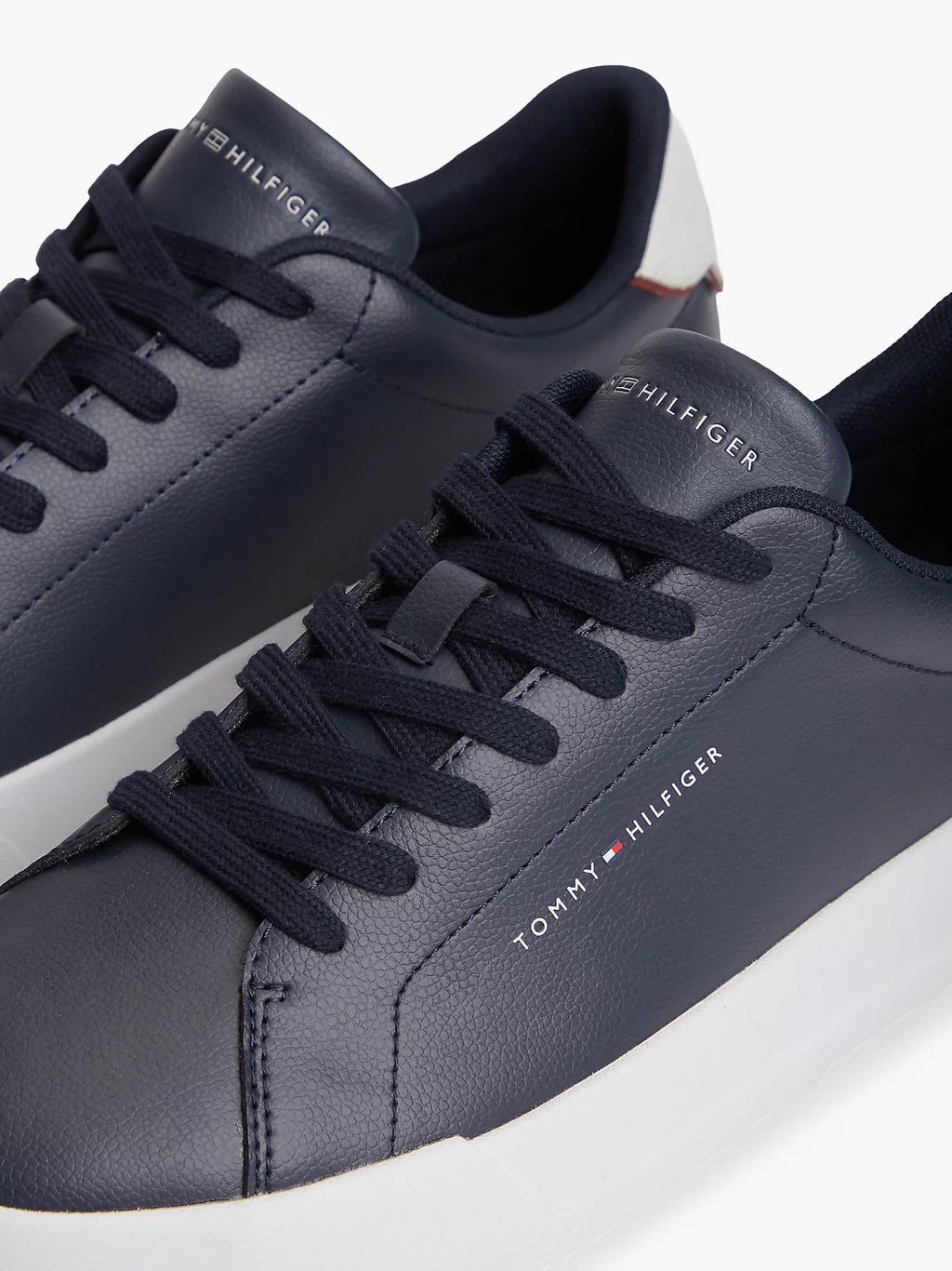 Tommy Hilfiger scarpe uomo Sneakers sportive con pelle e logo FM0FM05367DW5
