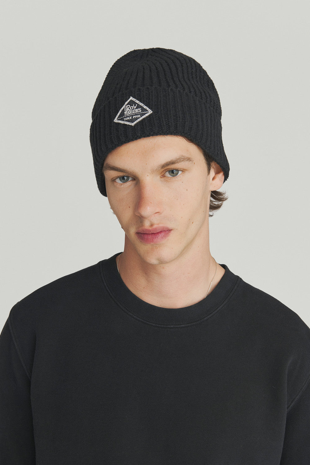 Cappello beanie unisex Roy Roger’s in maglia a coste nero con label in denim